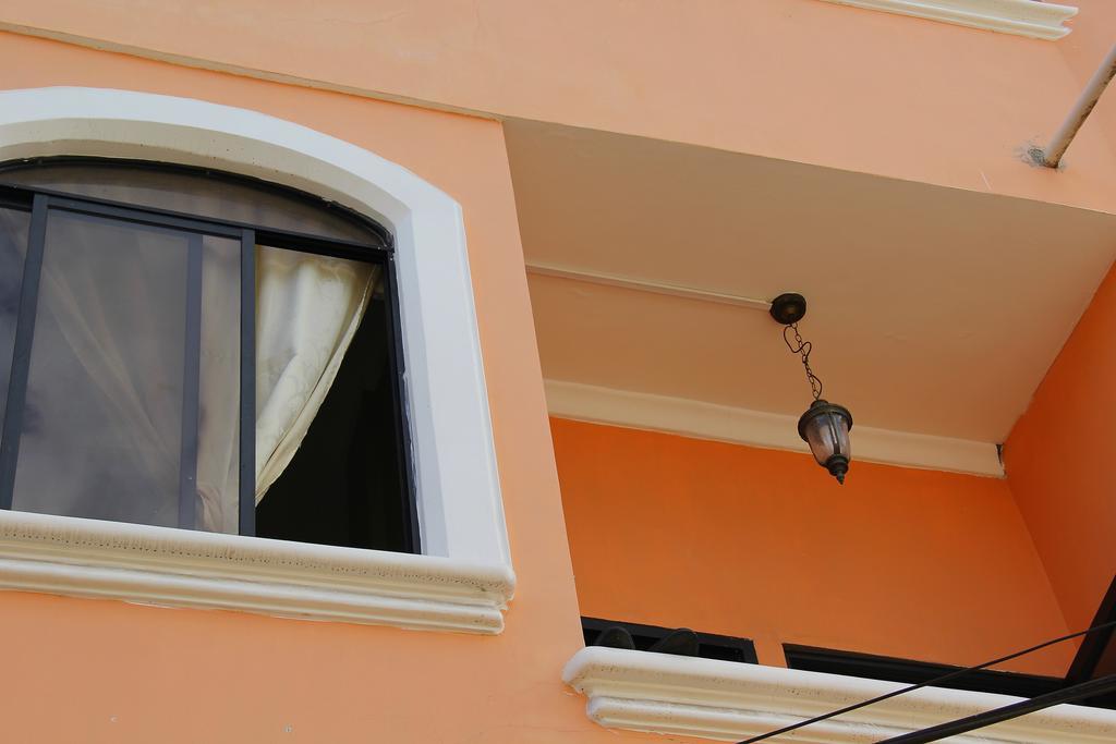 Hostal Duncan Puerto Ayora  Exterior foto